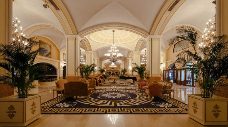 هتل آستریا کرملین پالاس آنتالیا