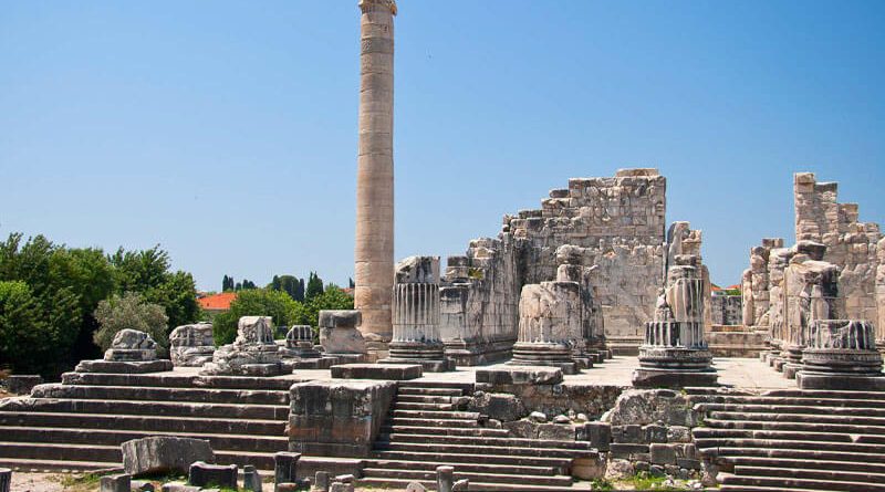 معبد باستانی دیدیما | شهری تاریخی در دیدیم ترکیه